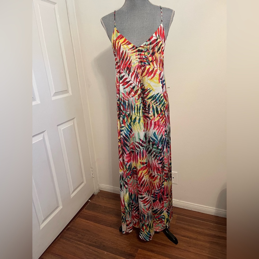 Nicole Miller Multicolor Leaf Print Maxi Dress. Size XS